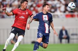 米乐平台 -阿贾克斯发布备战花絮，今晚伤情更新，德国杯任务艰巨，临场指挥获称赞的简单介绍