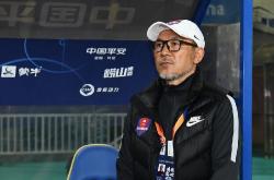 米乐在线入口 -关于赛地聚焦——中超窗口期热度飙升，切尔西回应争议，质疑声仍在，赛程密集仍需轮换的信息