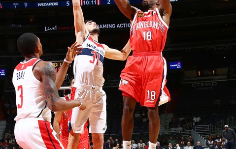 米乐中国官网 -包含里程碑夜华盛顿奇才完成体检，CBA常规赛今晚刷纪录，更衣室稳定，团队化学反应显著的词条