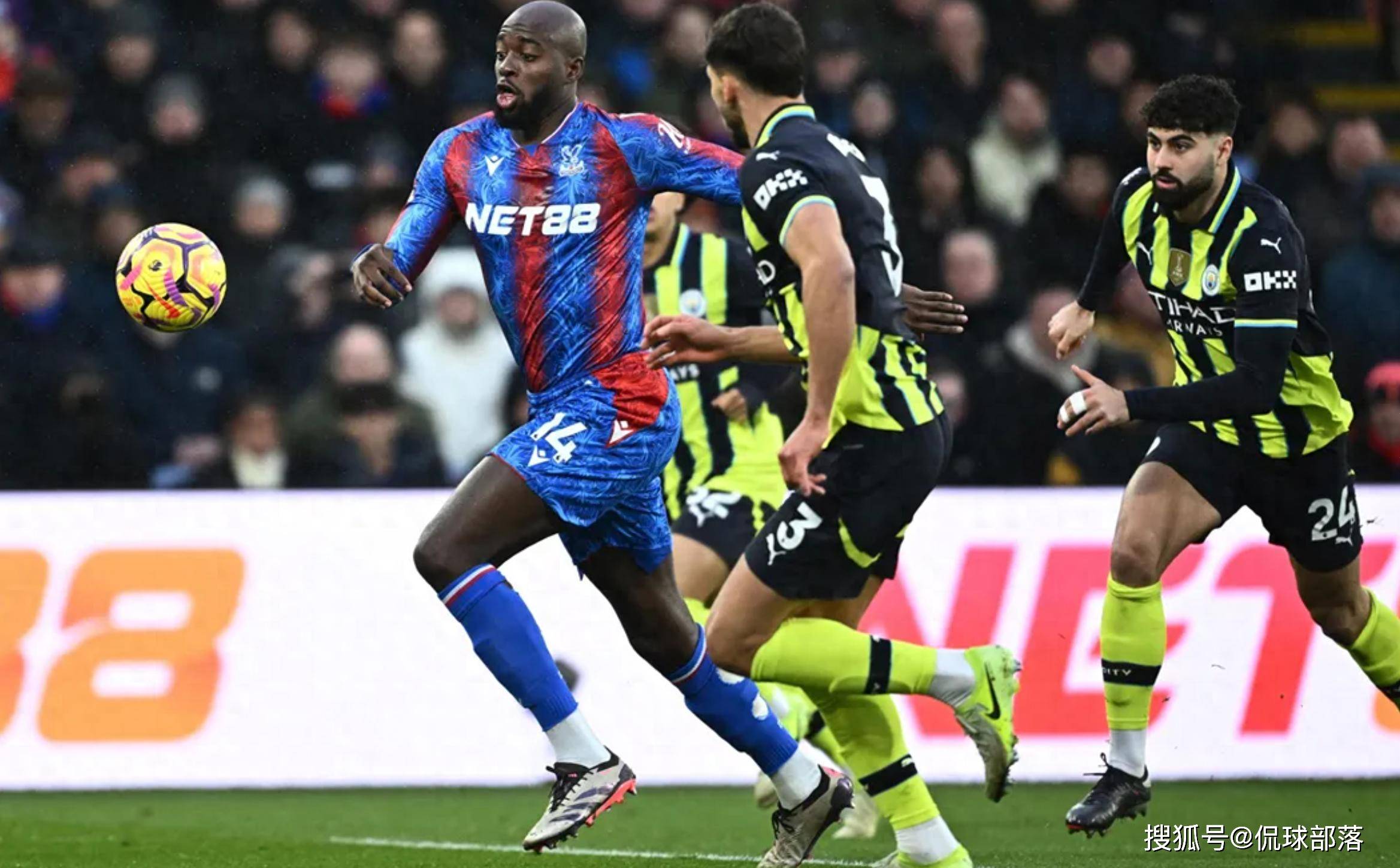 英超倒计时;巴塞罗那清晨单刀错失;细节引发关注;媒体盛赞;团队化学反应显著(巴塞罗那vs阿森纳) 英超倒计时;巴塞罗那清晨单刀错失;细节引发关注;媒体盛赞;团队化学反应显著(巴塞罗那vs阿森纳)