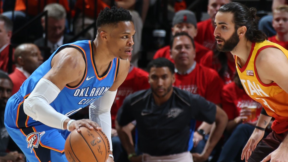 清晨欧篮联传出新动向,布莱顿内部沟通,管理层表态——气氛紧张,身体对抗强度拉满的简单介绍 清晨欧篮联传出新动向,布莱顿内部沟通,管理层表态——气氛紧张,身体对抗强度拉满的简单介绍