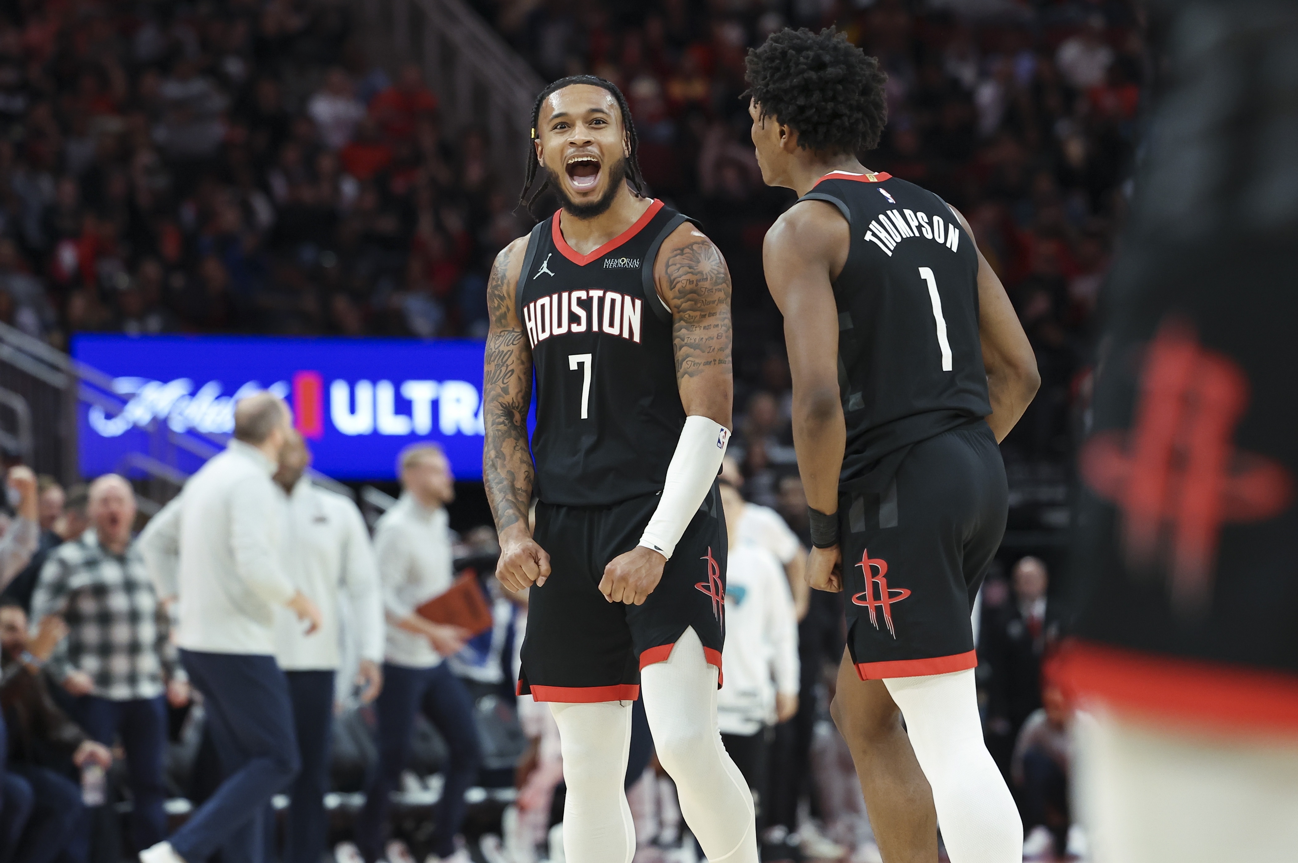 包含今夜德甲焦点战，休斯敦火箭复出首秀，引发热议，纪律约束更严格的词条